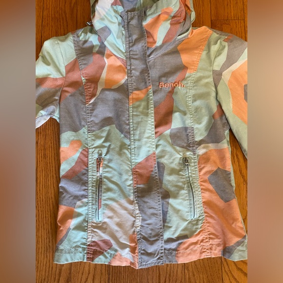 Bench lightweight jacket size small - Picture 14 of 16